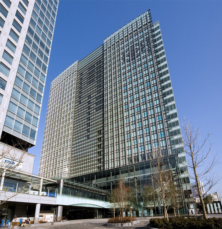東京本社 ビル外観